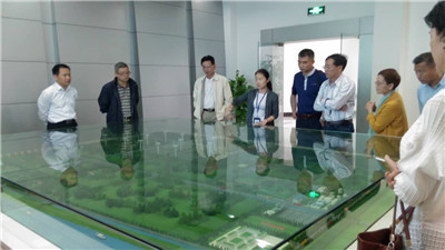 人口资源环境压力大_陈友华 中国人口众多并非环境恶化资源短缺的主因